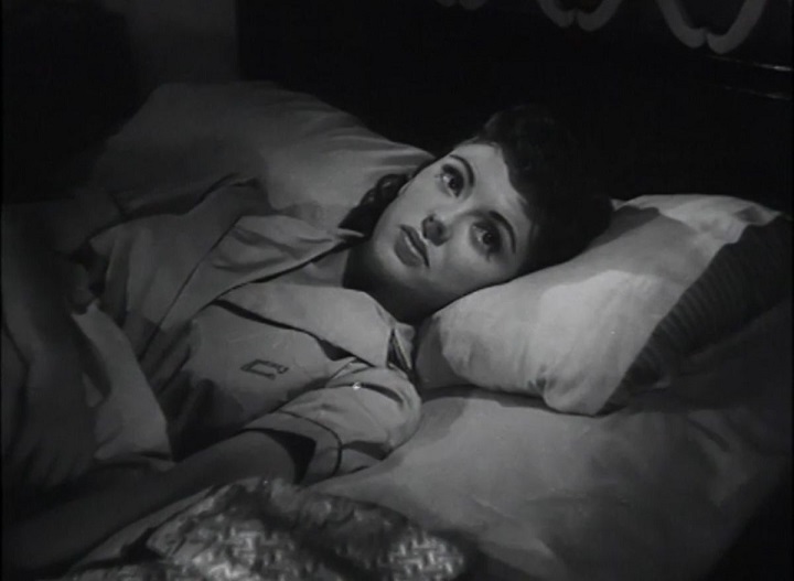 Elena Espejo en la película 'La rana verde', 1957