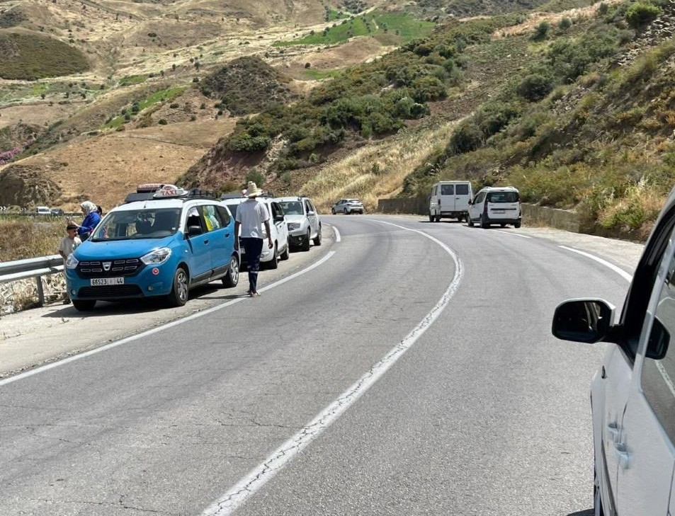 carretera Tetuán-Alhucemas por Khamis M'Diq