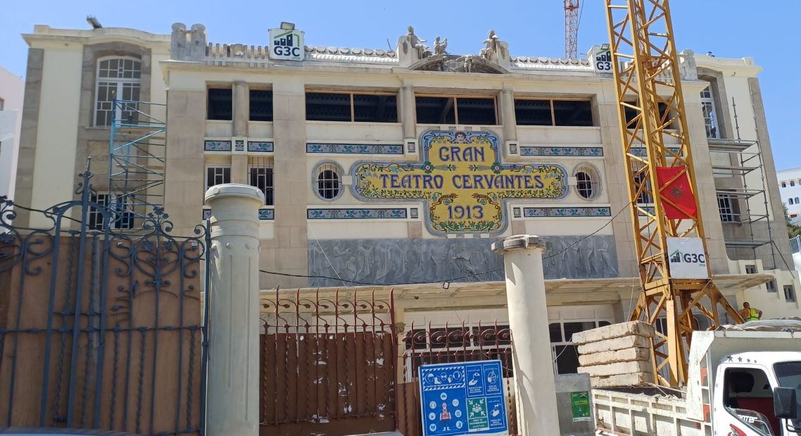 obras fachada gran teatro Cervantes Tánger