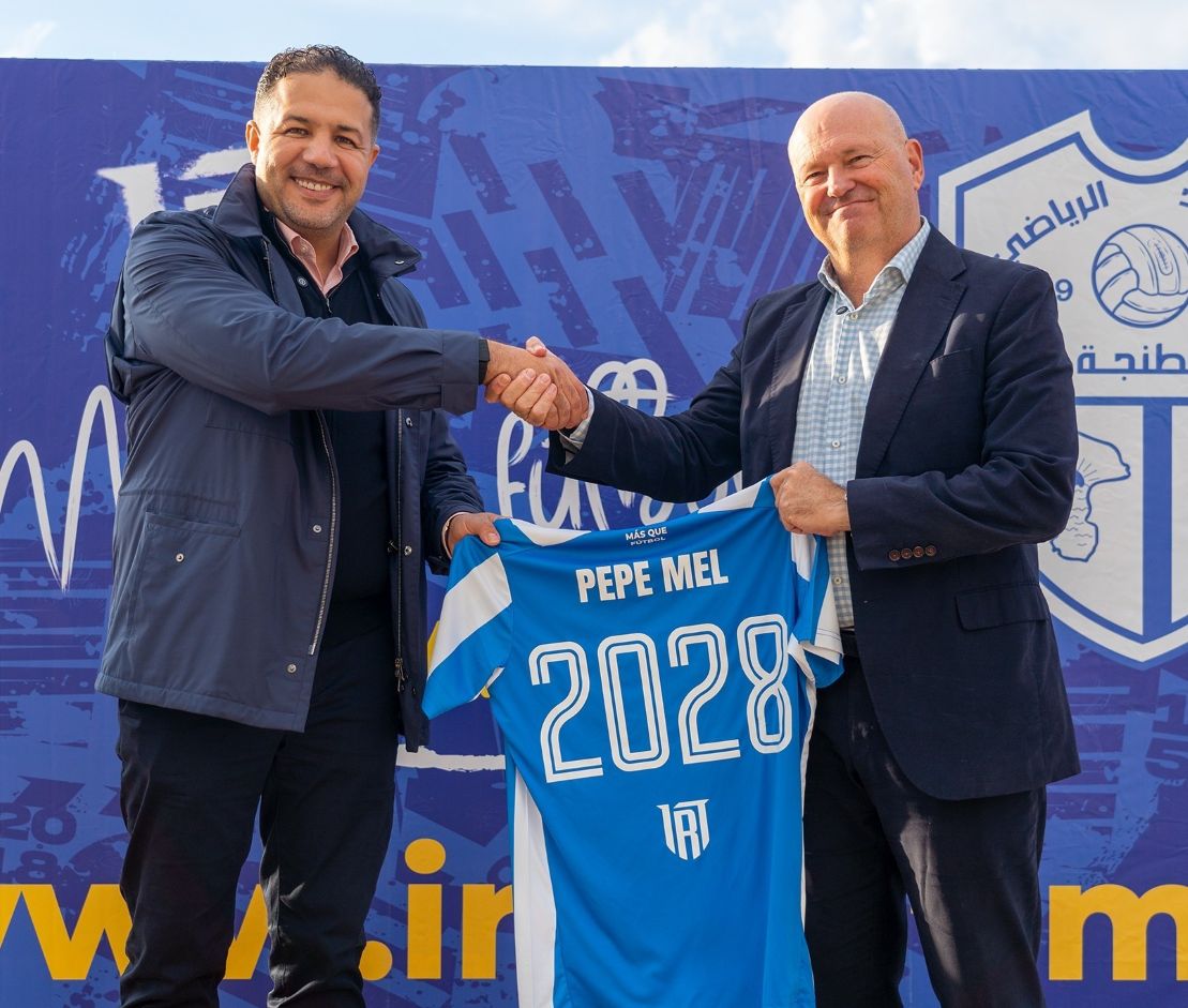 Pepe Mel presentado como nuevo entrenador del IRT Tánger