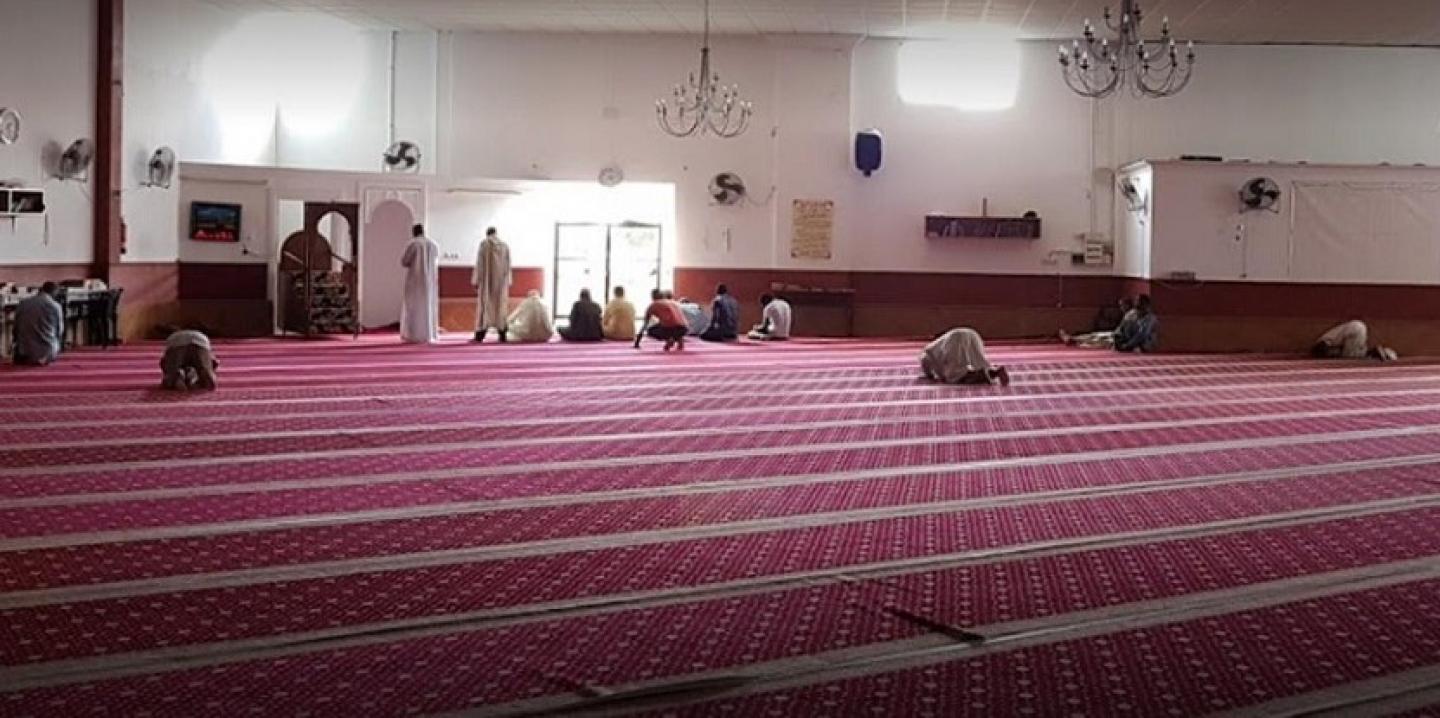 imagen interior de una mezquita en Lepe, Huelva