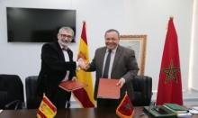 firma convenio rector de la UCA, Francisco Piniella con Mohamed Radi