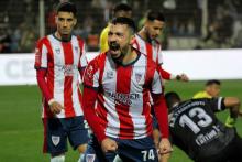 Celebración de un gol del MAT ante el RCAZ en el estadio Sania Ramel